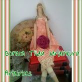 Boneca Tilda Jardineira